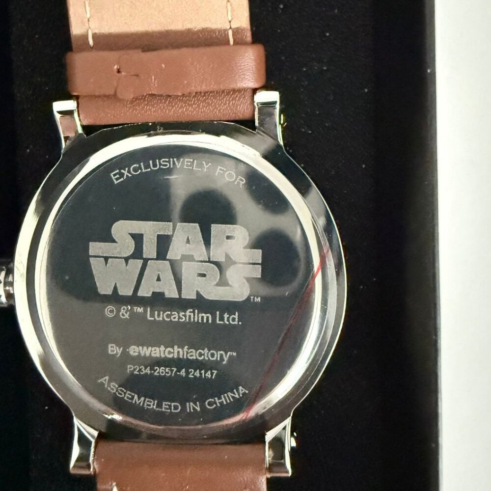 NWT - Star Wars Adult Vintage Analog Quartz Watch - Picture 5 of 16